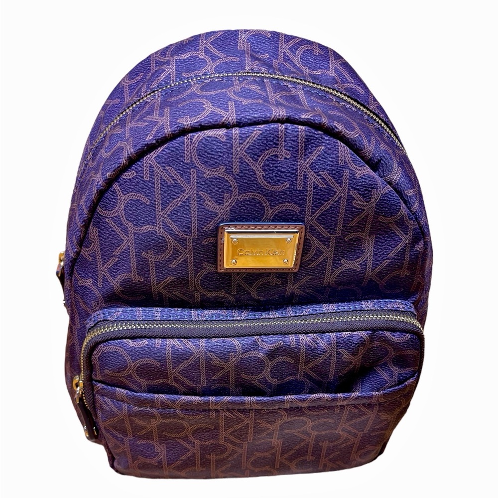 CALVIN KLEIN MONOGRAM SMALL KEY ITEM BACKPACK / Color: Brown